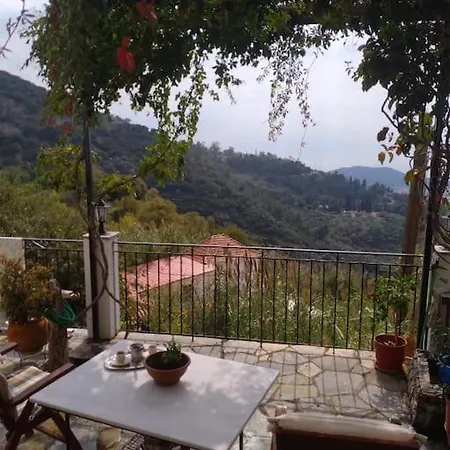 Athena's 別荘 Stagiates