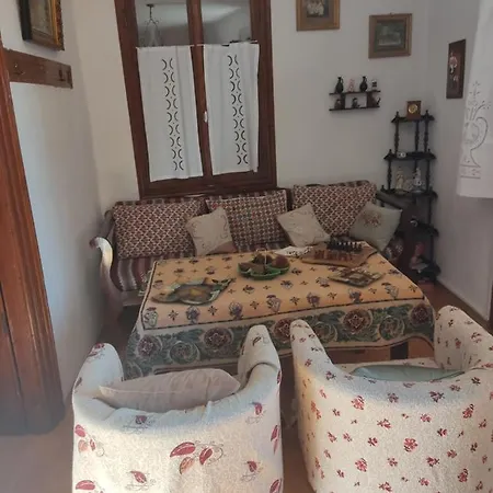 Athena's * Stagiates